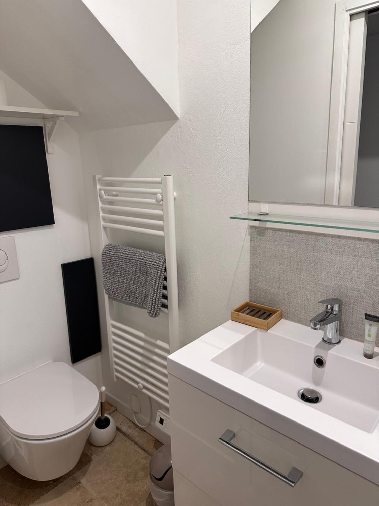 Appartements 3 Etoiles Terrasse Ou Patio Intra-Muros Aigues-Mortes Eksteriør bilde